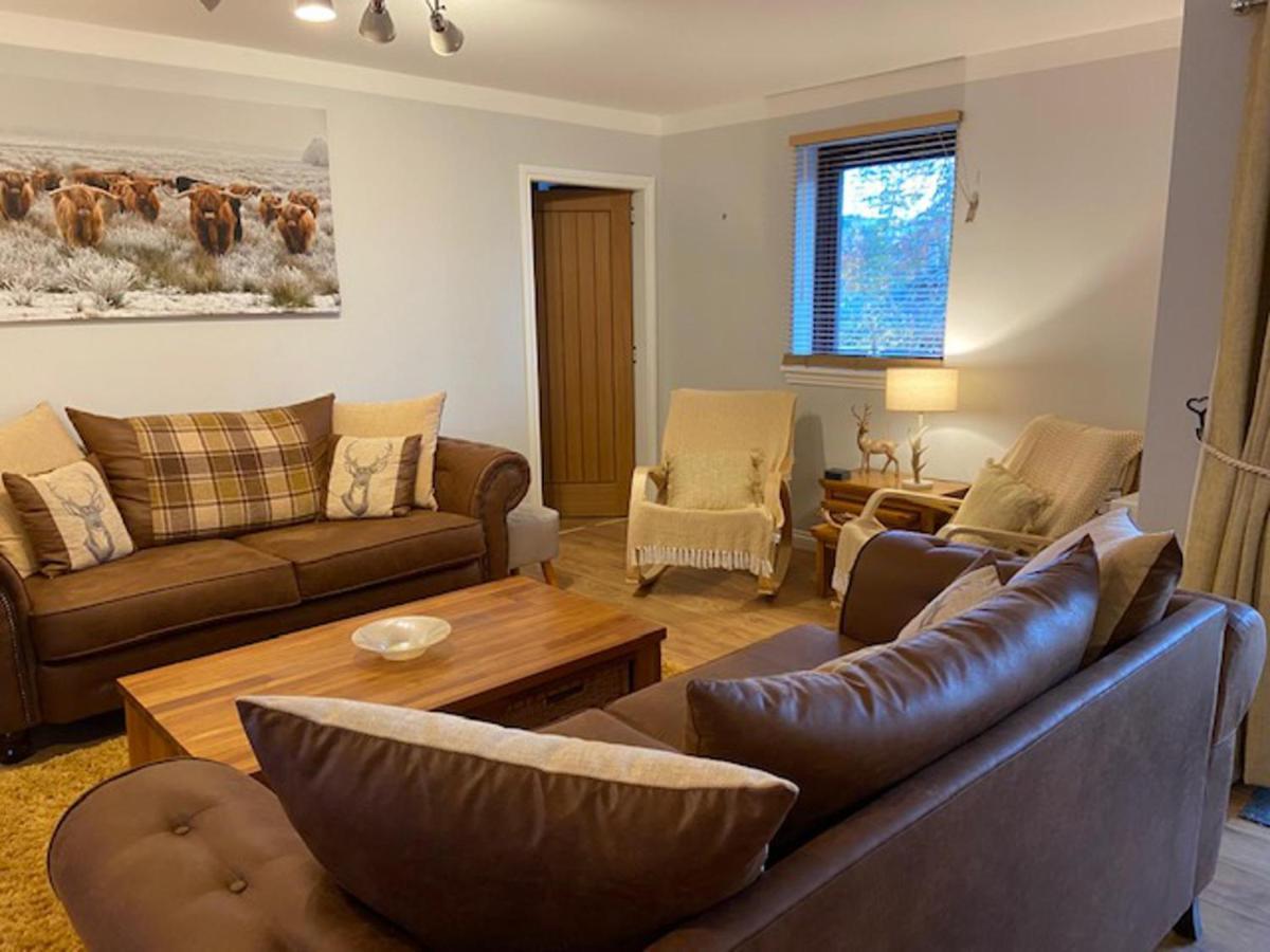 Blairgowrie Luxury 3 Bed With Hot Tub *