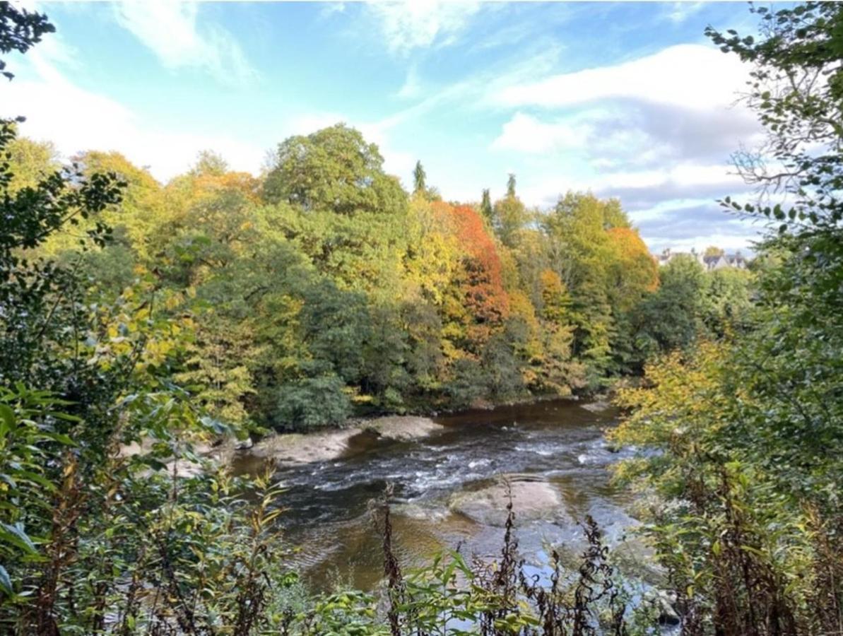 Blairgowrie Luxury 3 Bed With Hot Tub Holiday home
