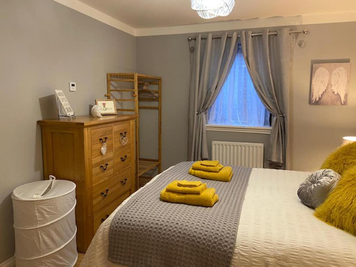 Blairgowrie Luxury 3 Bed With Hot Tub Holiday home