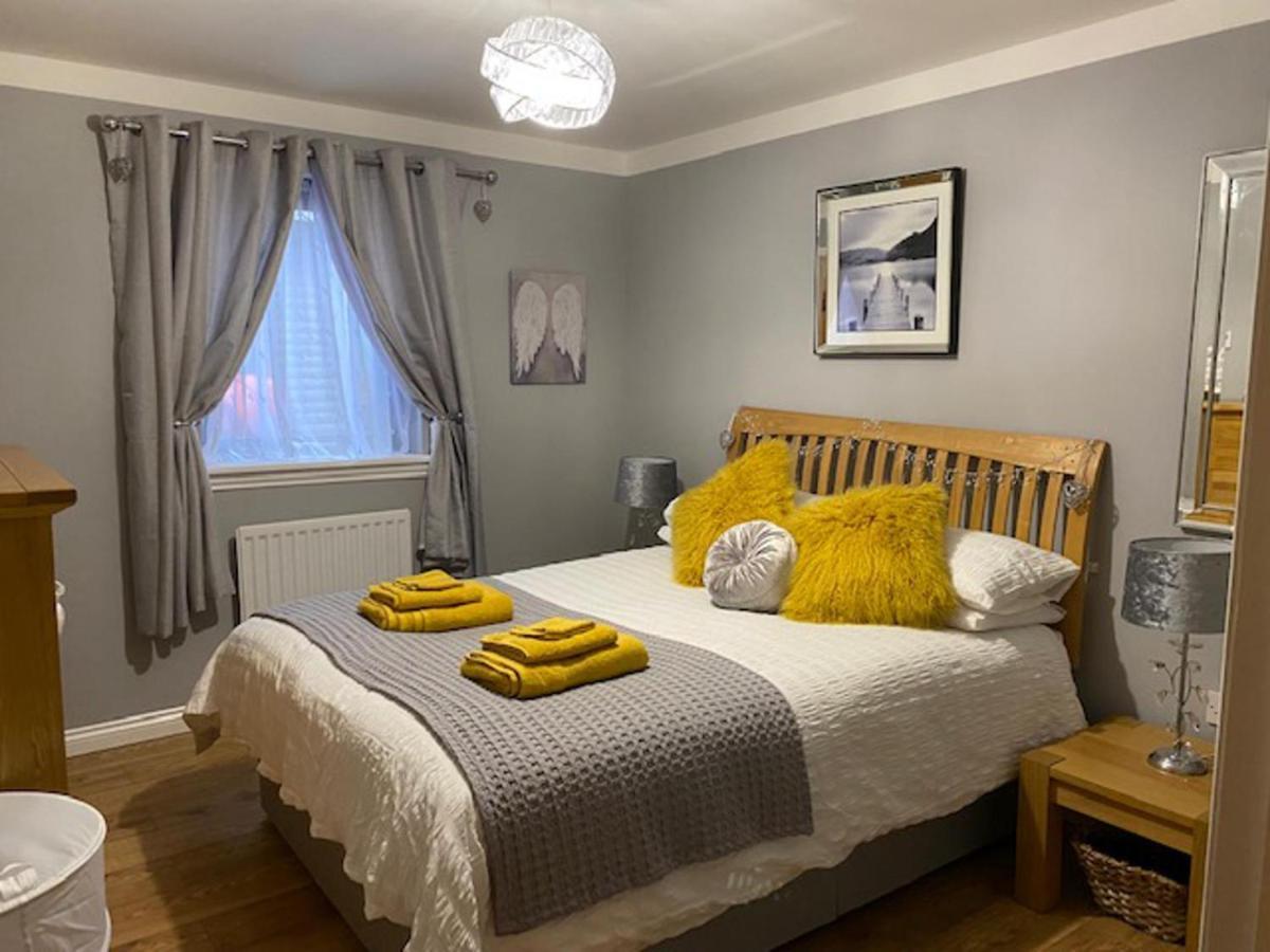Blairgowrie Luxury 3 Bed With Hot Tub Holiday home Blairgowrie and Rattray