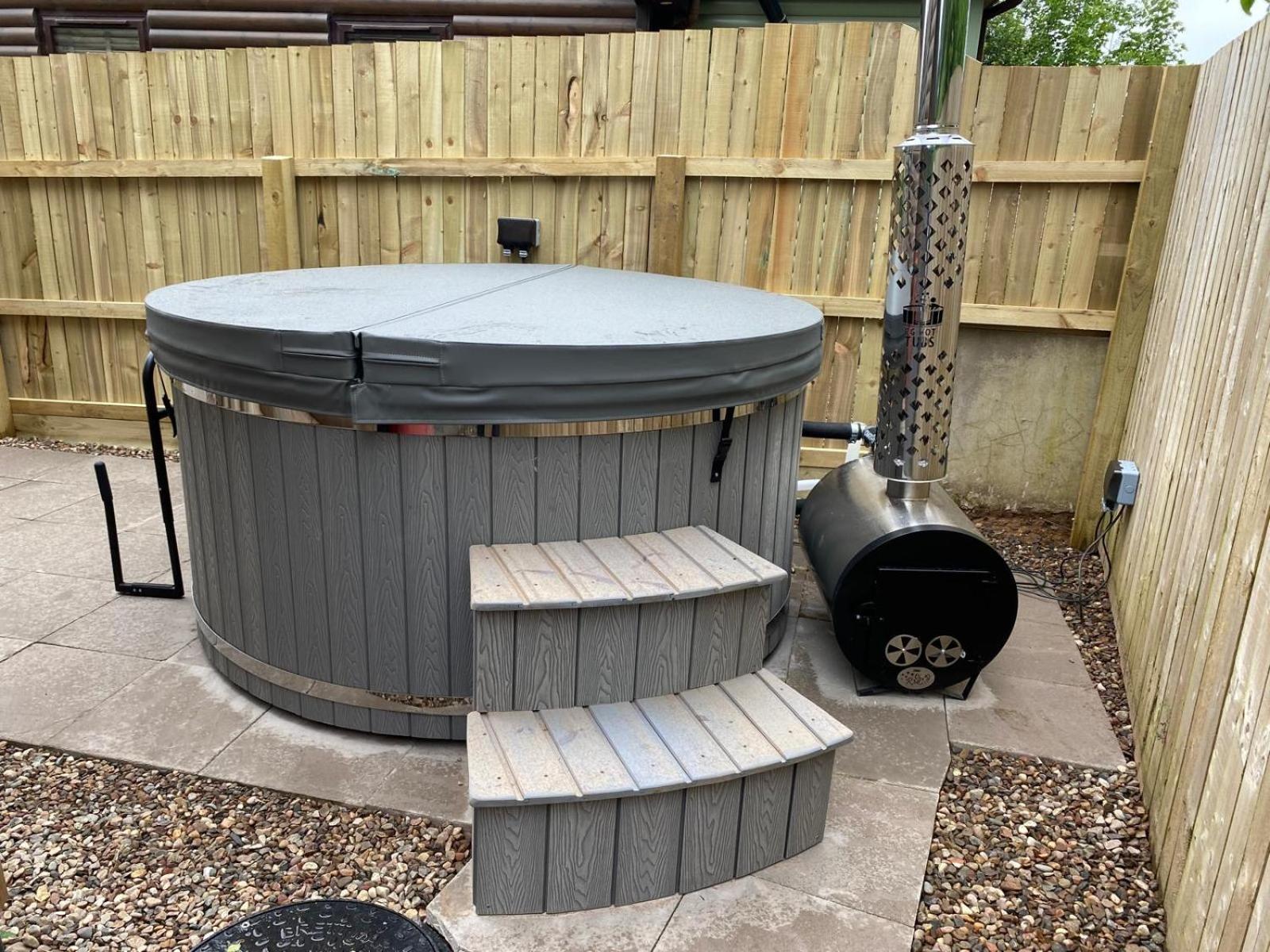 Blairgowrie Luxury 3 Bed With Hot Tub Holiday home *
