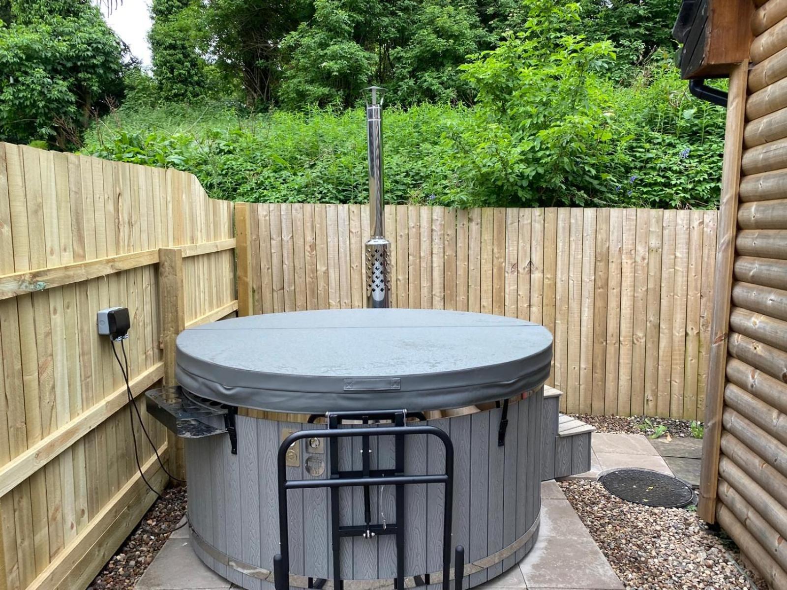 Blairgowrie Luxury 3 Bed With Hot Tub *